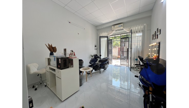 Bán nhà 81m², 2PN, 2WC, Lê Đình Cẩn, Tân Tạo, Bình Tân - 4.4 tỷ